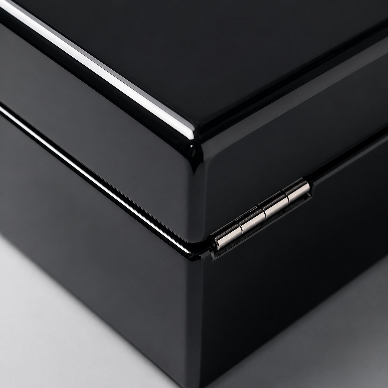 The Sentinel | Single Watch Winder